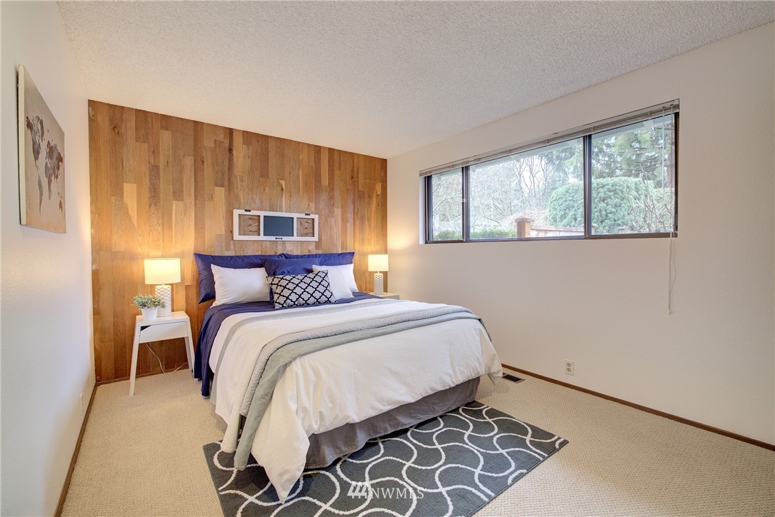 8962 Northeast 192nd Place Bothell, WA 98011 - Photo 18 of 23 Gallery Image 18