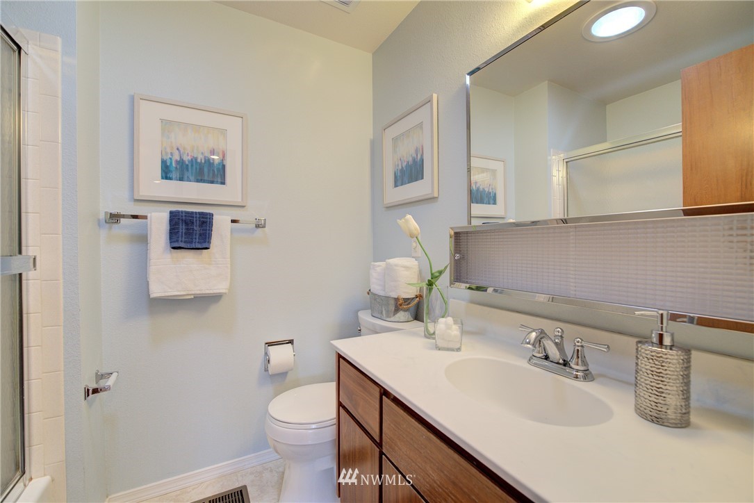 8962 Northeast 192nd Place Bothell, WA 98011 - Photo 19 of 23 Gallery Image 19