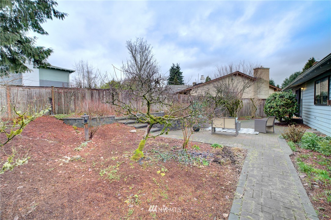 8962 Northeast 192nd Place Bothell, WA 98011 - Photo 21 of 23 Gallery Image 21
