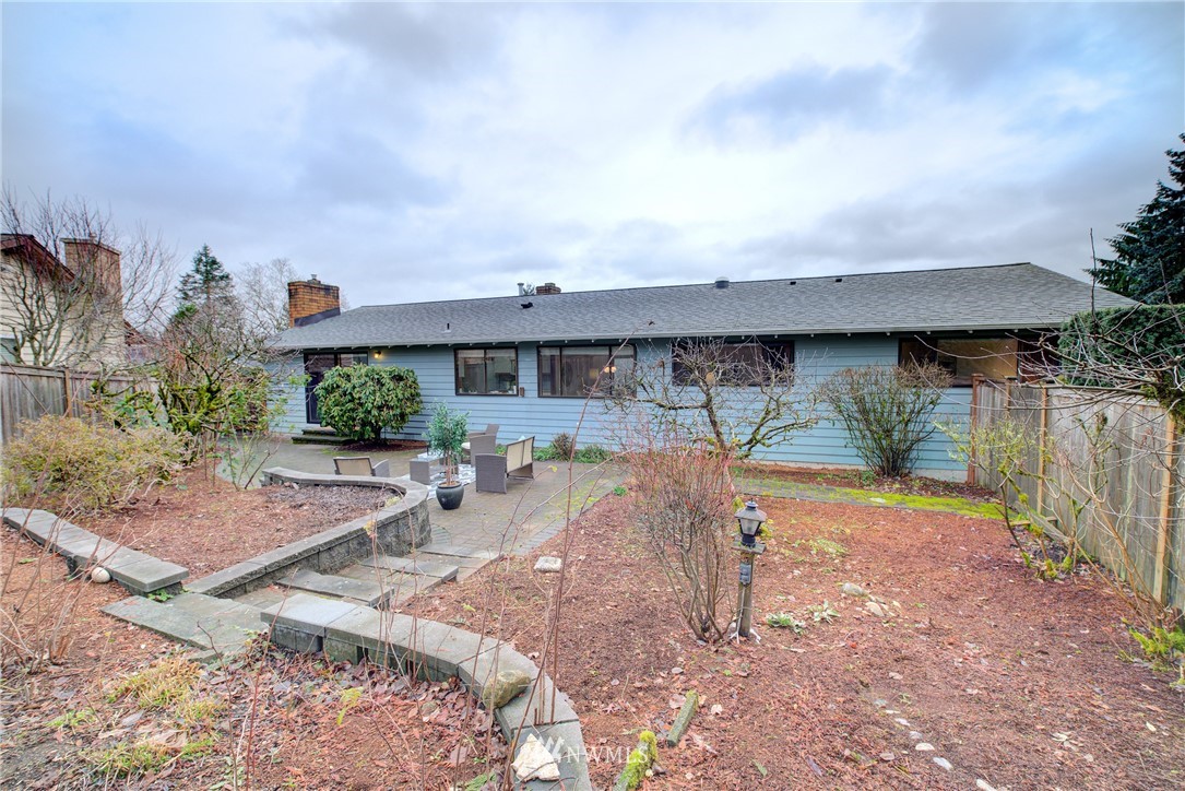 8962 Northeast 192nd Place Bothell, WA 98011 - Photo 22 of 23 Gallery Image 22
