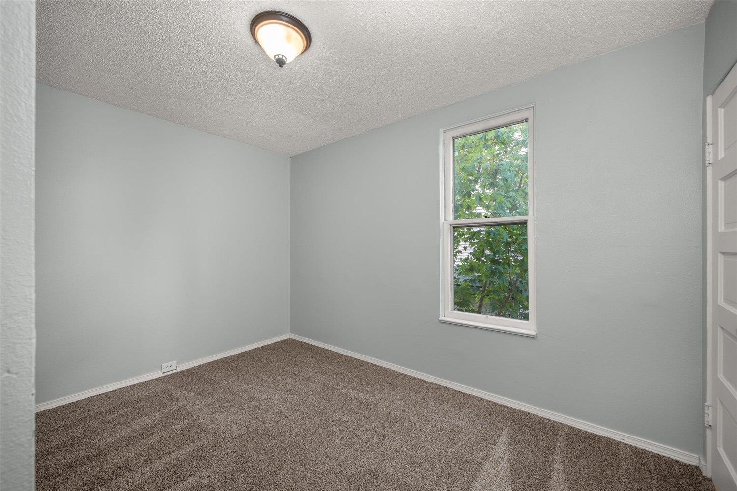 1009 West 14th Avenue Spokane, WA 99204 - Photo 24 of 47