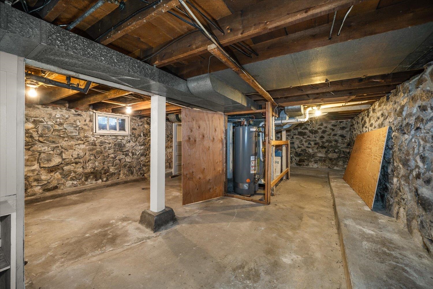 1009 West 14th Avenue Spokane, WA 99204 - Photo 27 of 47