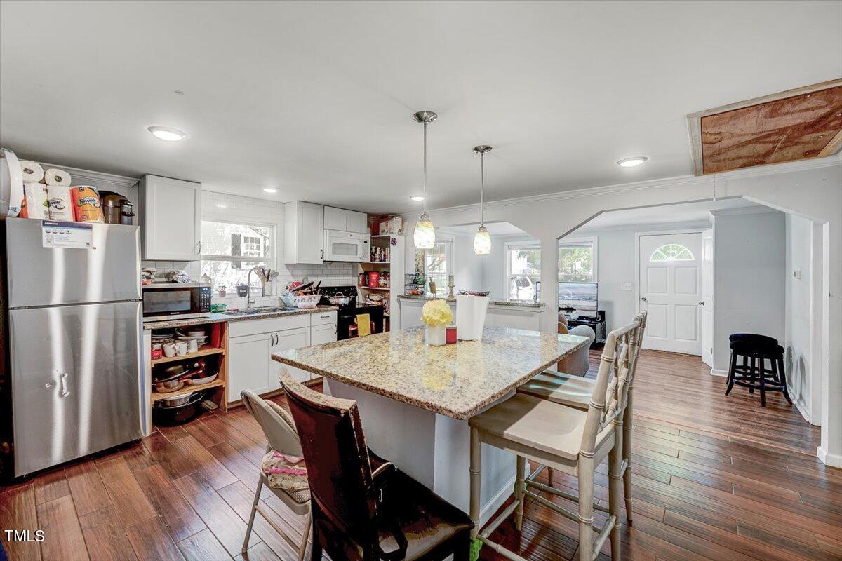 230 Parkland Road Raleigh, NC 27603 - Photo 7 of 18 08-230 Parkland Rd-8