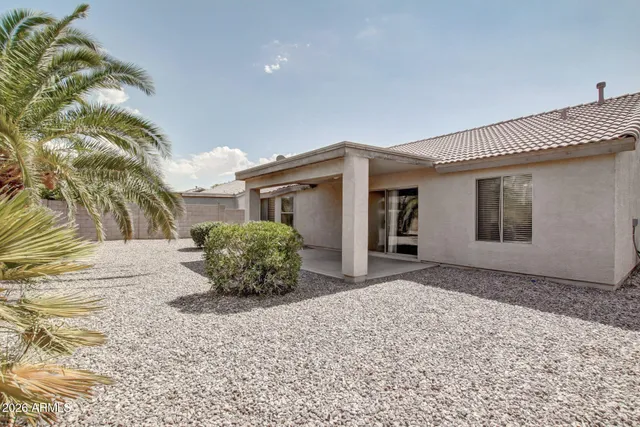 $2,095 | 8016 West Whyman Avenue, Phoenix, AZ 85043