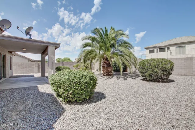 $2,095 | 8016 West Whyman Avenue, Phoenix, AZ 85043