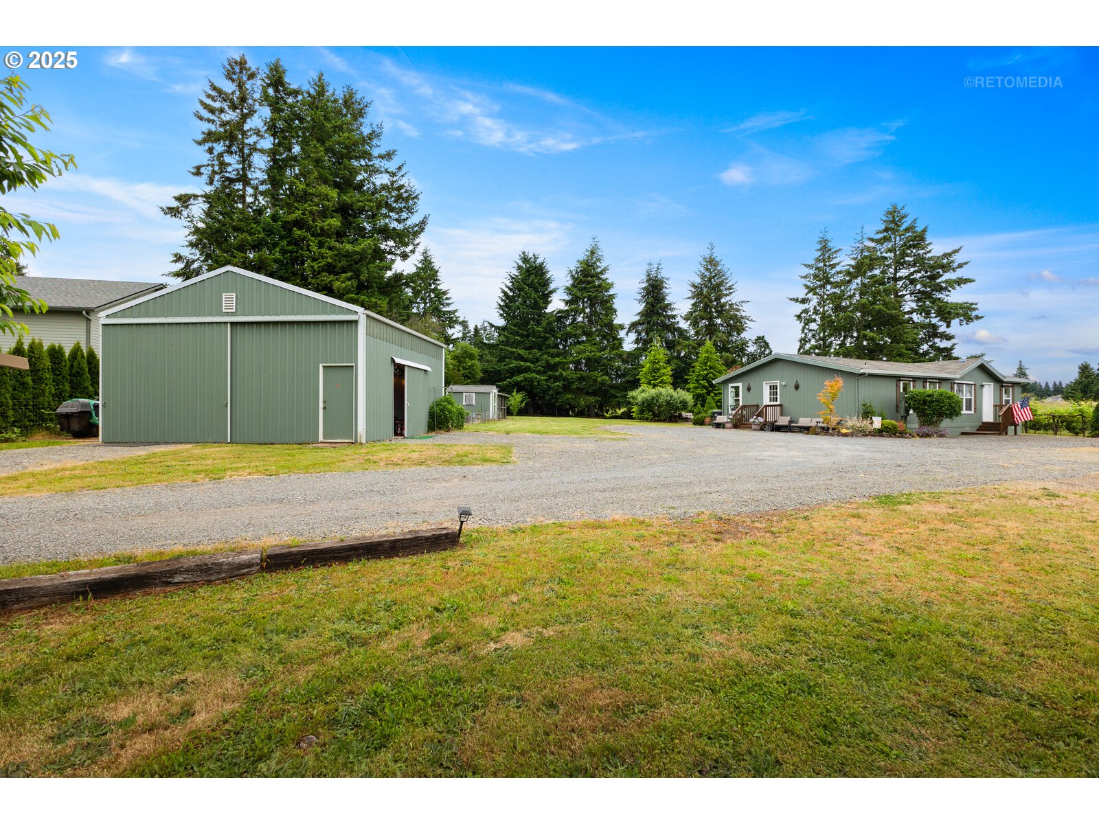 16130 South Ivel Road Beavercreek, OR 97004 - Photo 1 of 45 Gallery Image 1