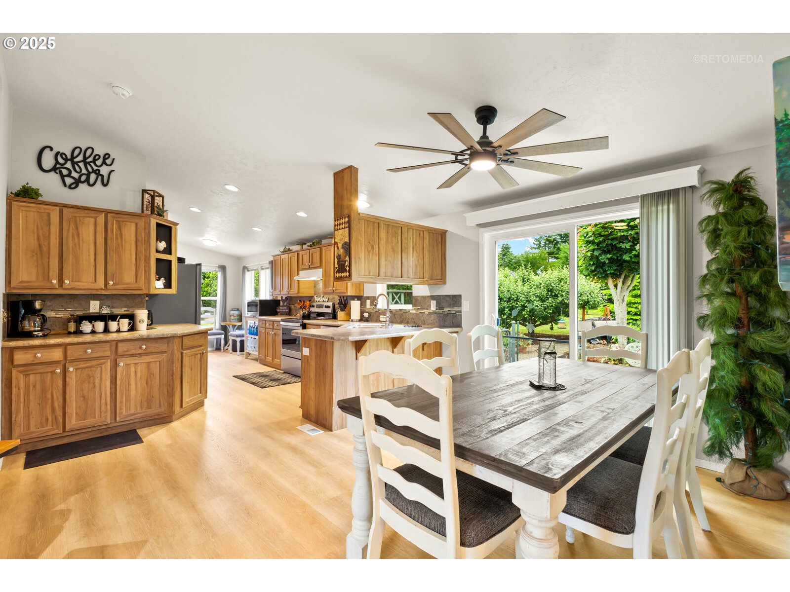 16130 South Ivel Road Beavercreek, OR 97004 - Photo 15 of 45 Gallery Image 15