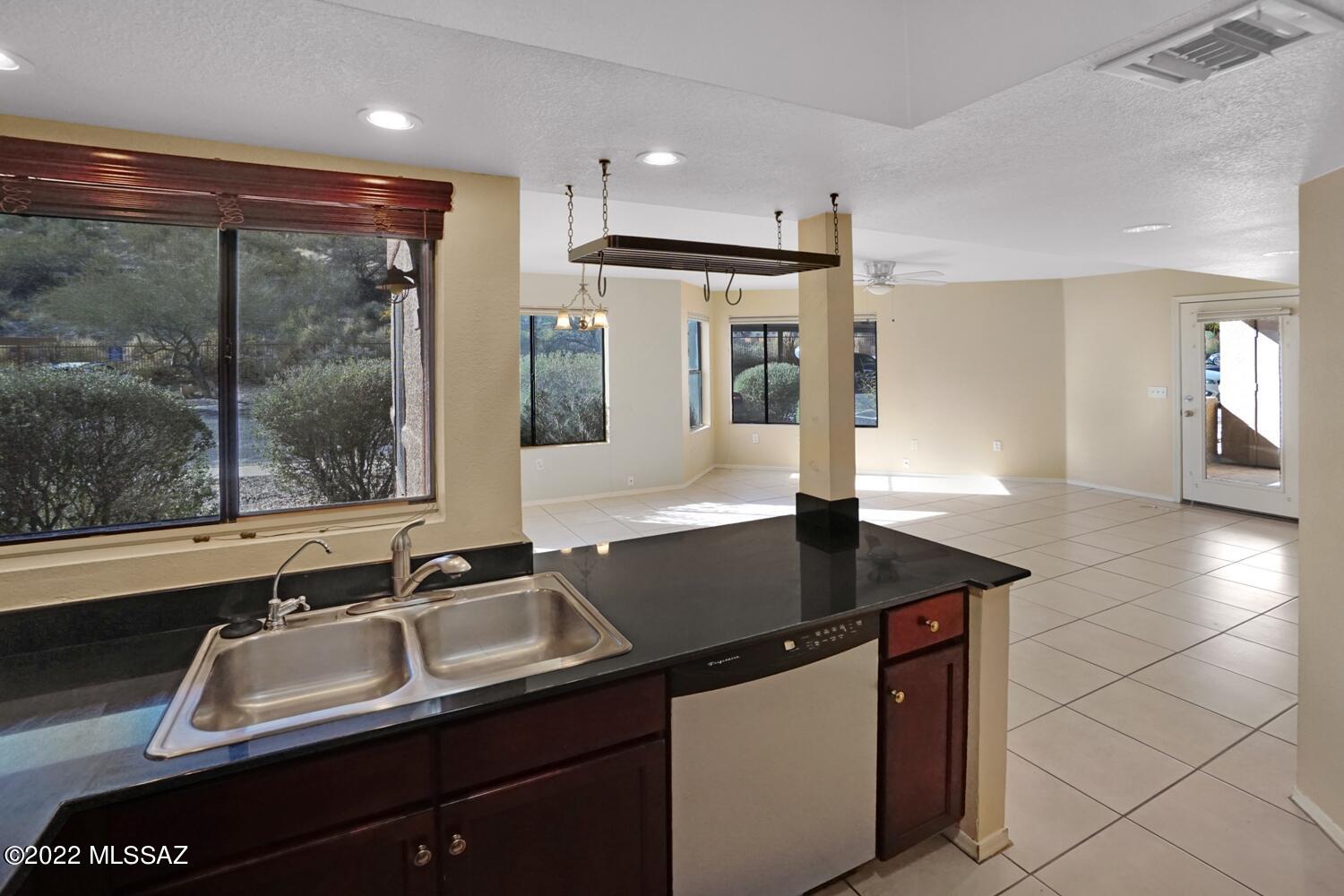 7255 East Snyder Road, Unit 10105 Tucson, AZ 85750 - Photo 6 of 19