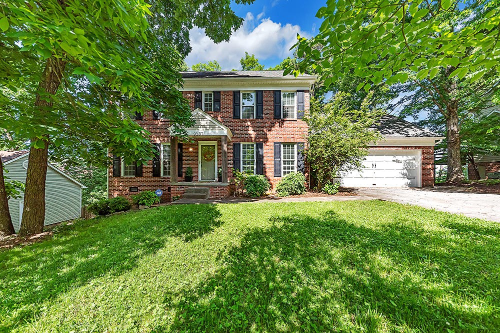 9137 Colchester Ridge Road Knoxville, TN 37922 - Photo 2 of 22 Gallery Image 2