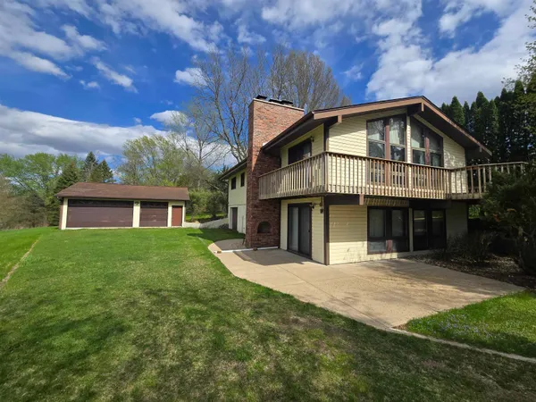 $387,476 | 8-a144 Liberty Bell Court, Apple River, IL 61001