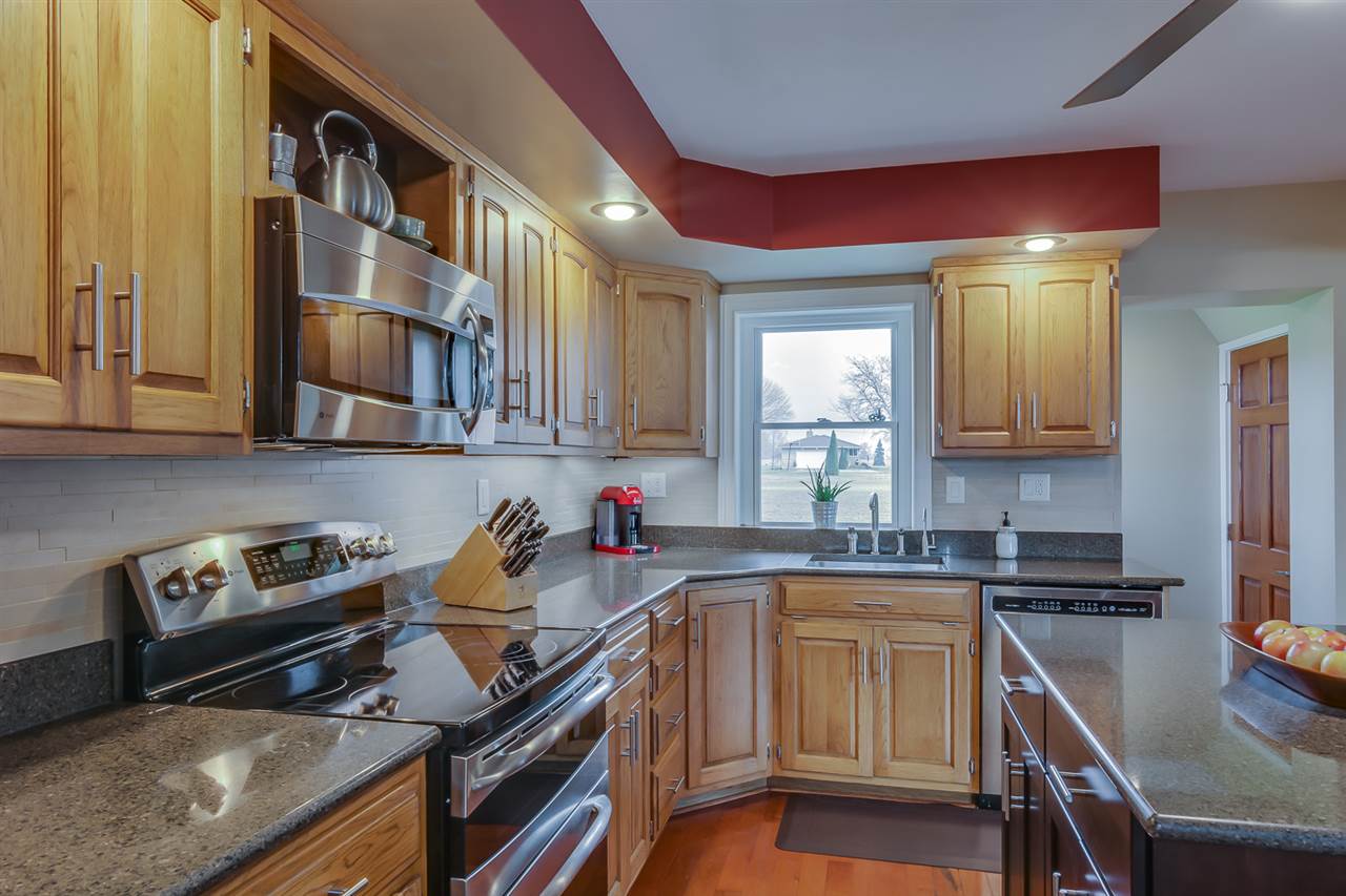 64673 Elm Road Bremen, IN 46506 - Photo 10 of 36