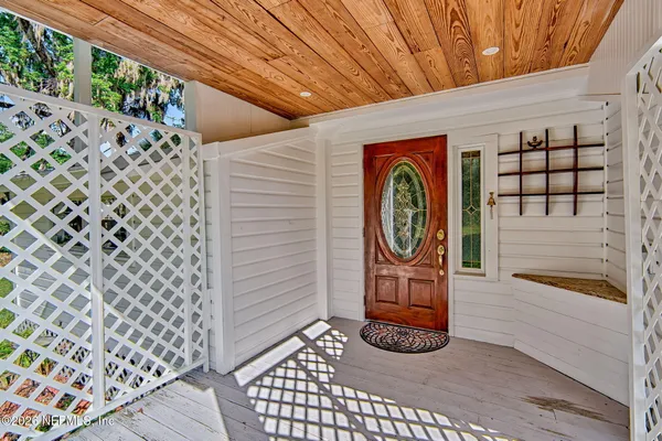 a view of a entryway door of the house