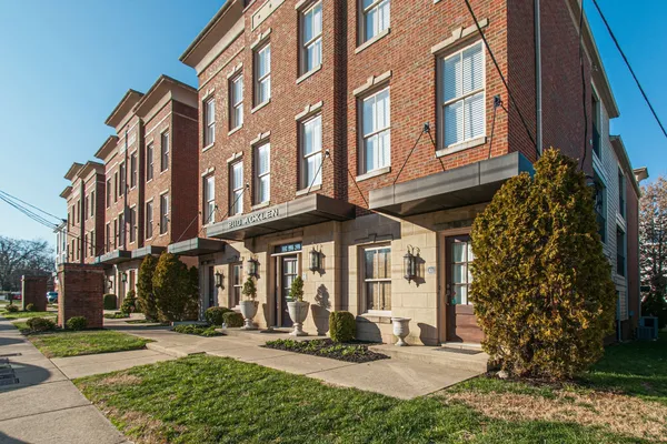 $3,875 | 2110 Acklen Avenue, Unit 102, Nashville, TN 37212