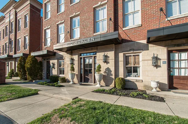 $3,875 | 2110 Acklen Avenue, Unit 102, Nashville, TN 37212