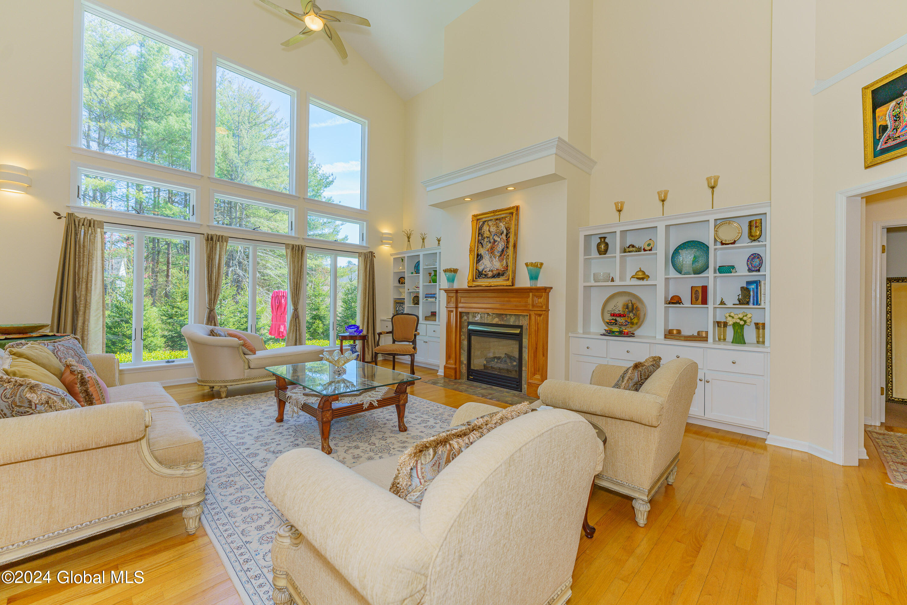 21 Gullane Drive Bethlehem, NY 12159 - Photo 11 of 52 5 Familyroom 5