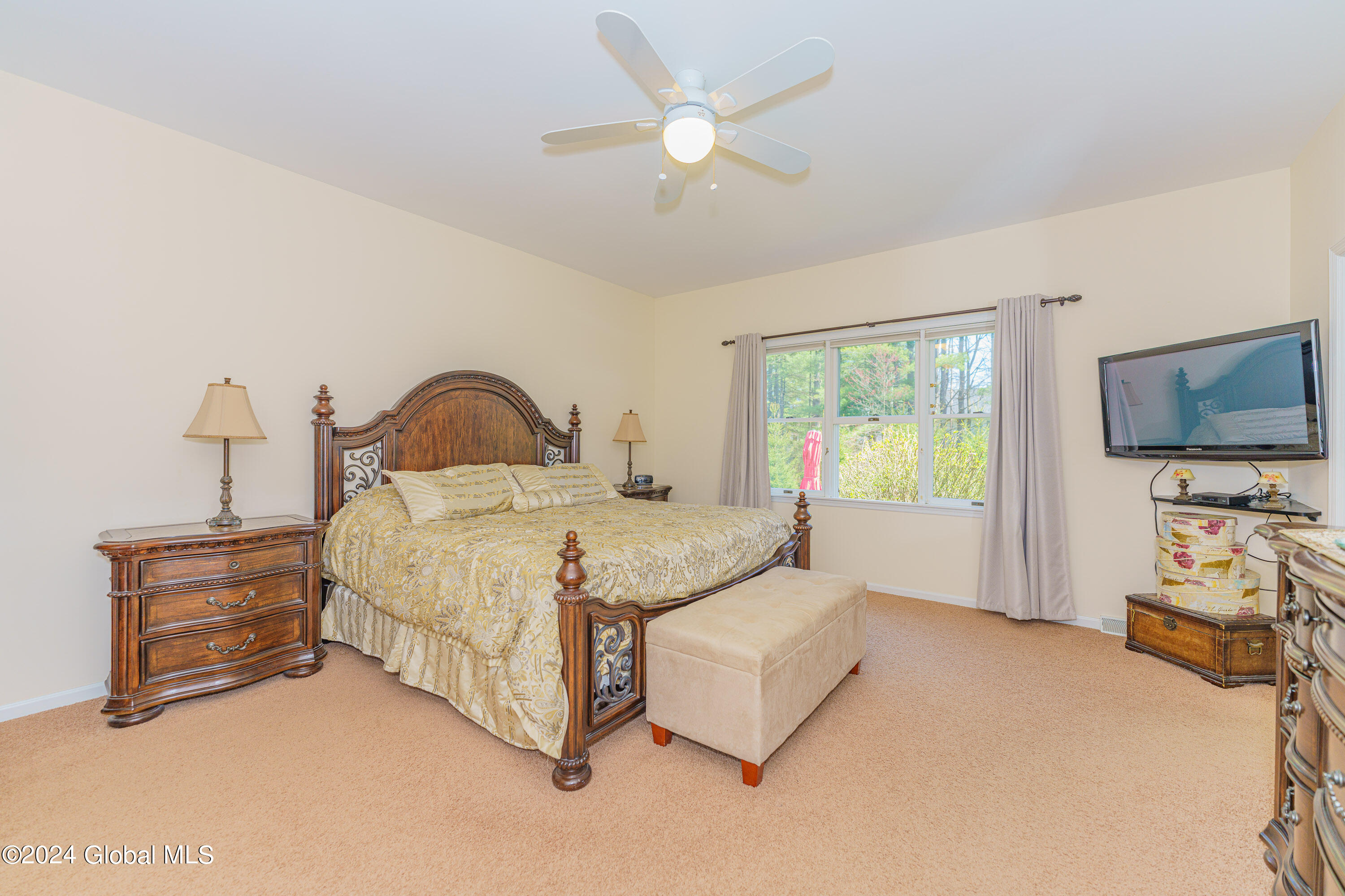 21 Gullane Drive Bethlehem, NY 12159 - Photo 29 of 52 6 Master 1