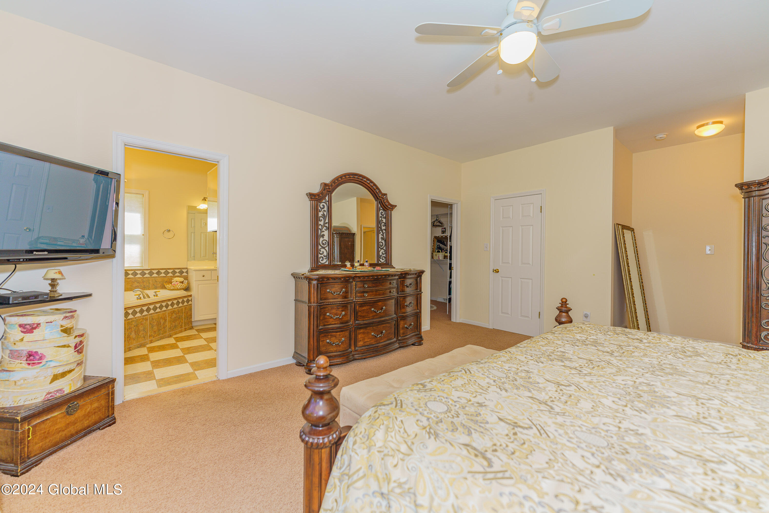 21 Gullane Drive Bethlehem, NY 12159 - Photo 30 of 52 6 Master 2