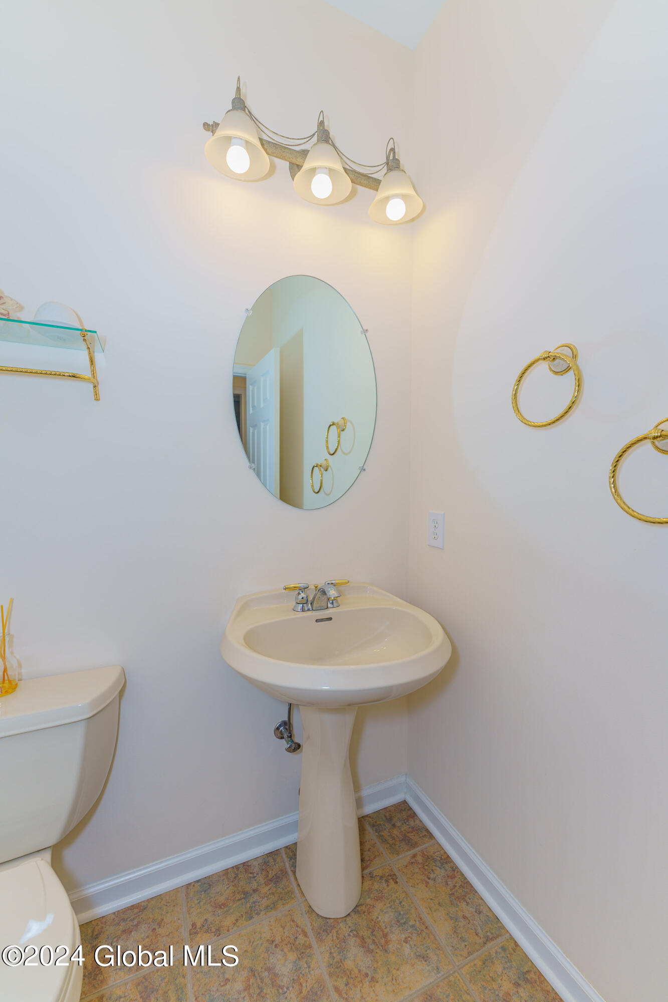 21 Gullane Drive Bethlehem, NY 12159 - Photo 41 of 52 9 Bathroom 1