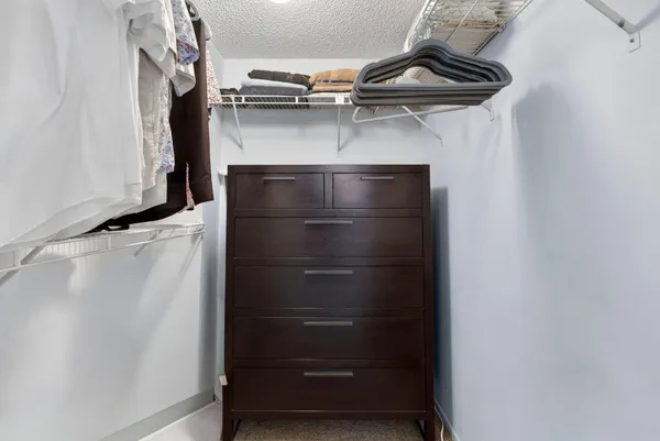 $2,800 | 3960 Oaks Clubhouse Drive, Unit 512, Pompano Beach, FL 33069