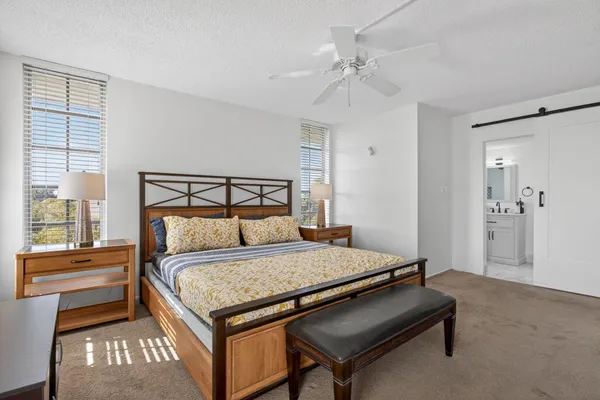 $2,800 | 3960 Oaks Clubhouse Drive, Unit 512, Pompano Beach, FL 33069