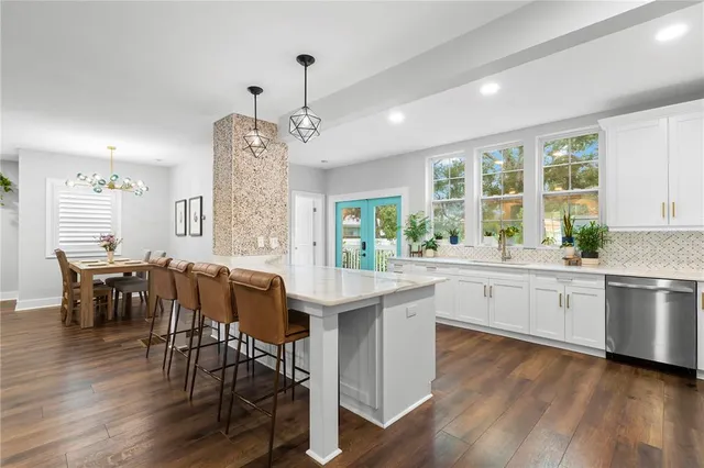 $1,200,000 | 623 1st Avenue North, Safety Harbor, FL 34695