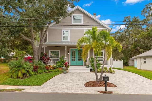 $1,200,000 | 623 1st Avenue North, Safety Harbor, FL 34695