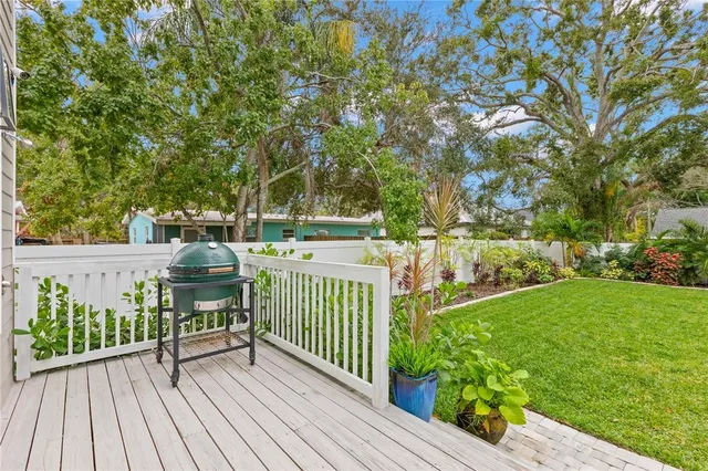 $1,200,000 | 623 1st Avenue North, Safety Harbor, FL 34695