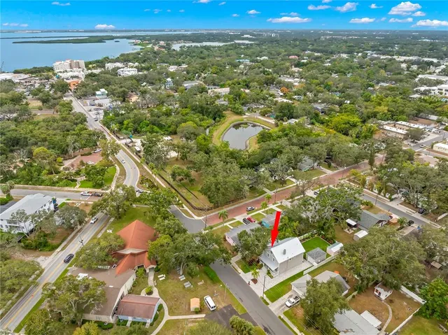 $1,200,000 | 623 1st Avenue North, Safety Harbor, FL 34695
