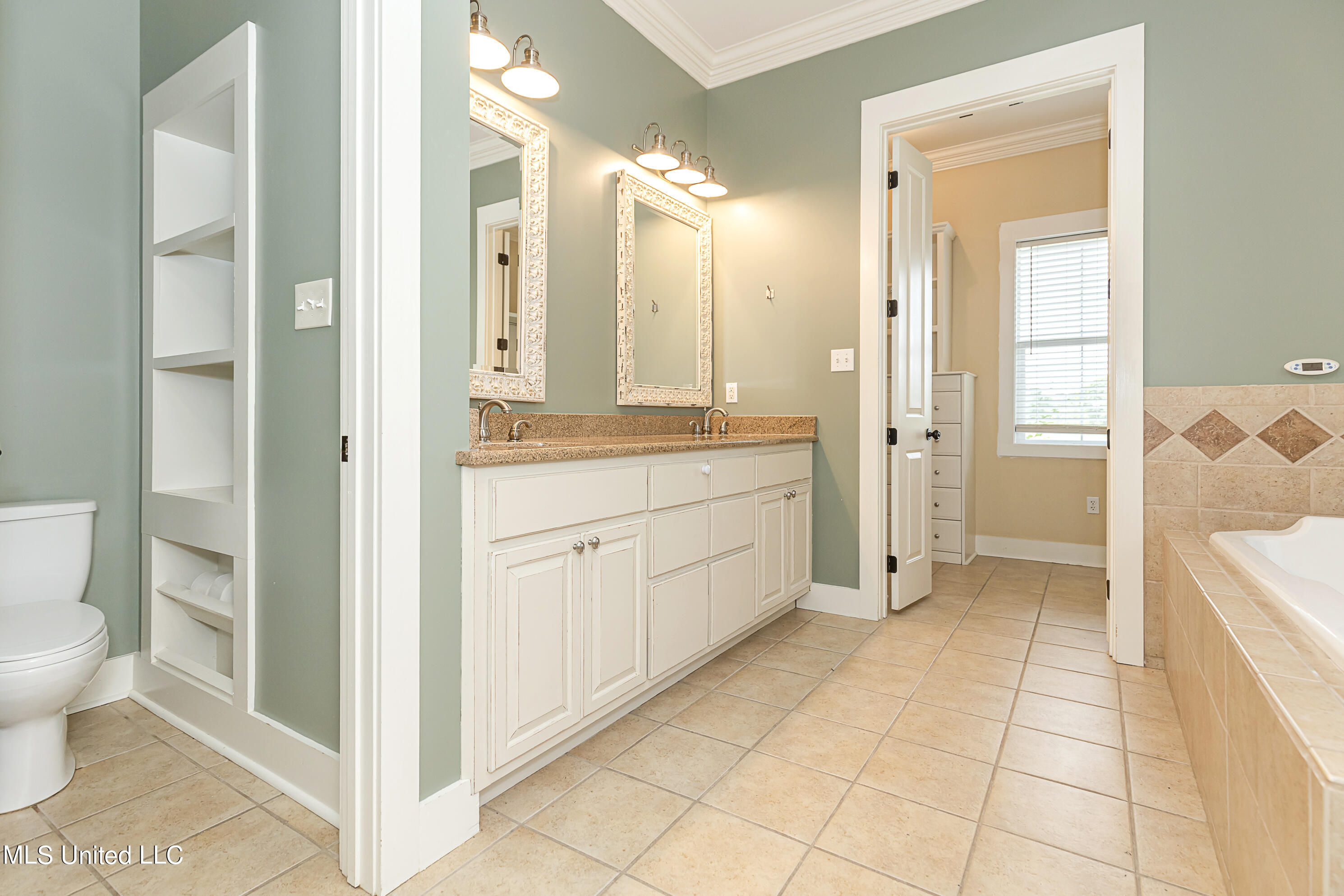 23444 Arcadia Farm Road Pass Christian, MS 39571 - Photo 23 of 78 Primary Bathroom