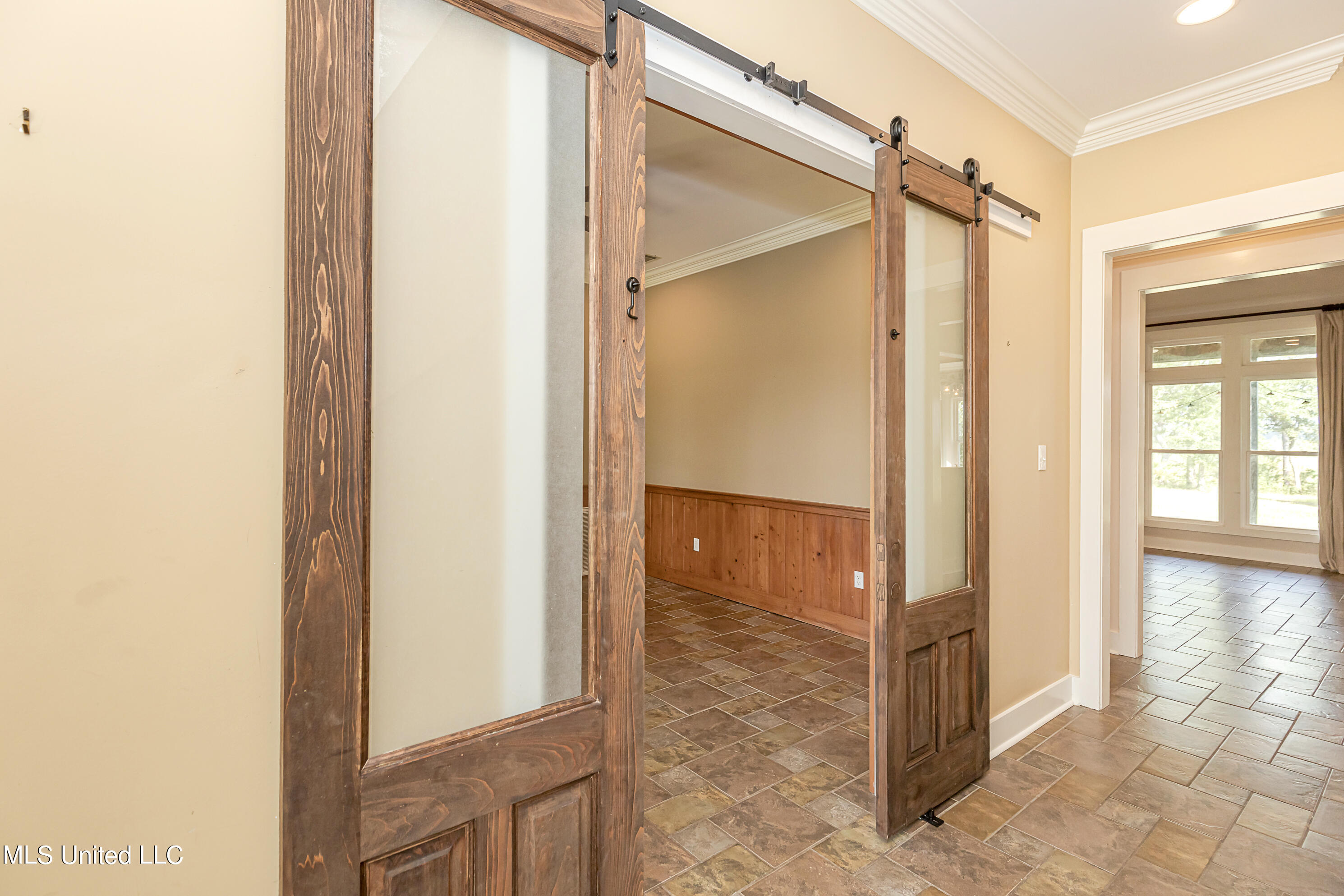23444 Arcadia Farm Road Pass Christian, MS 39571 - Photo 8 of 78 Office/Bonus Room