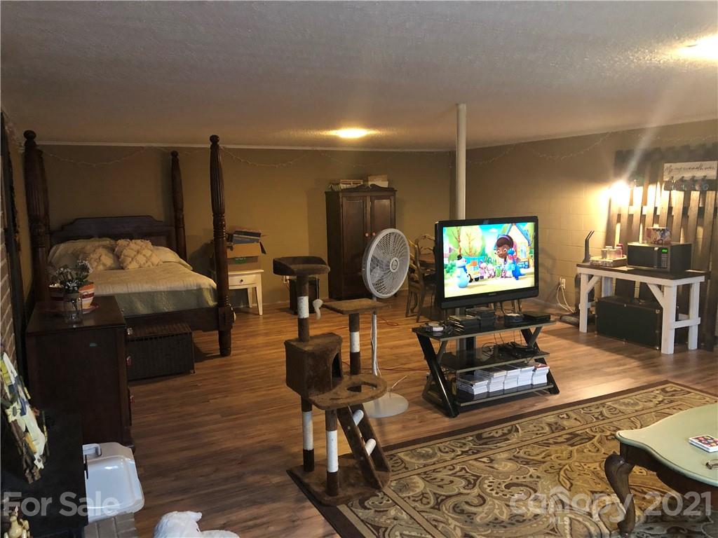 506 Pea Ridge Street Morganton, NC 28655 - Photo 24 of 40 Gallery Image 24