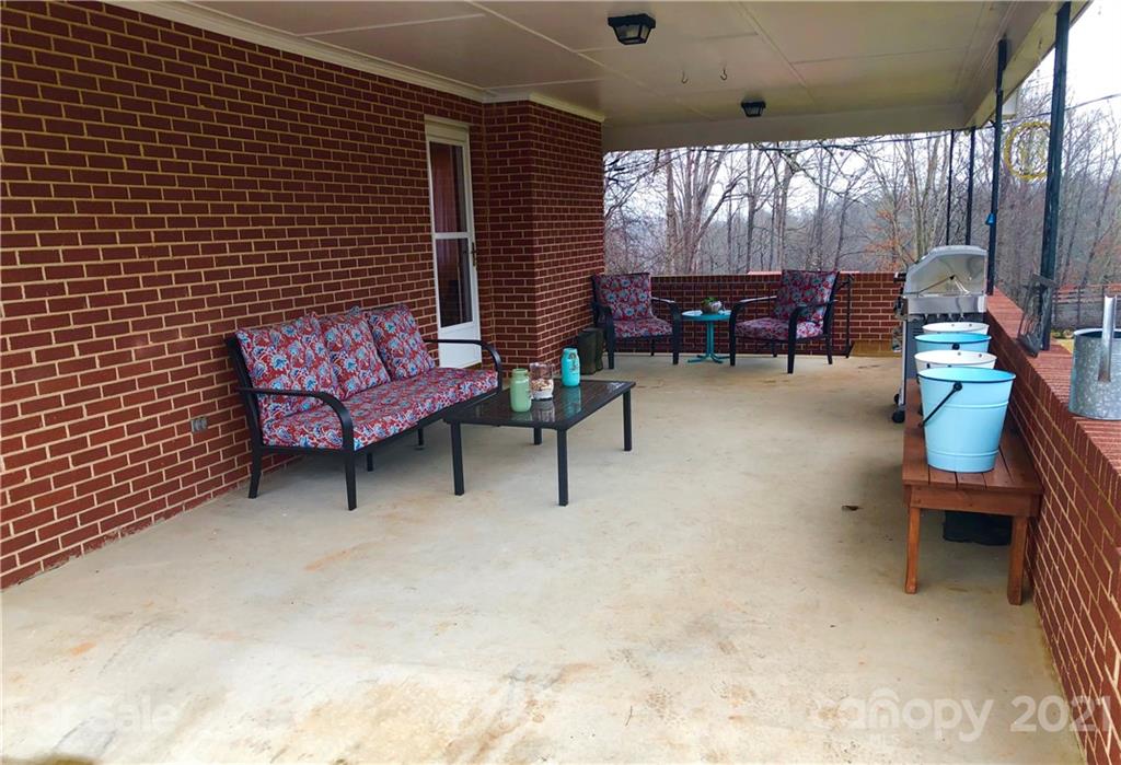 506 Pea Ridge Street Morganton, NC 28655 - Photo 5 of 40 Gallery Image 5