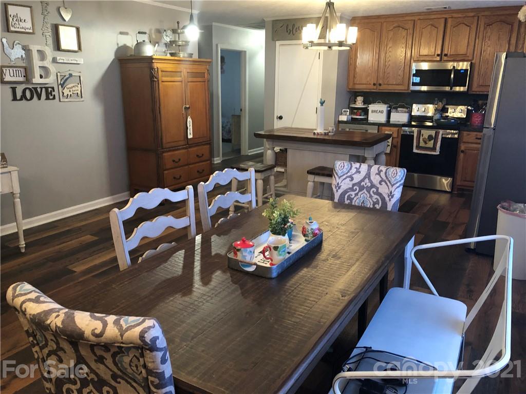 506 Pea Ridge Street Morganton, NC 28655 - Photo 8 of 40 Gallery Image 8