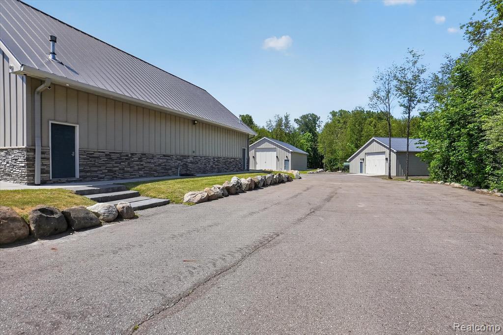 10500 West Grand River Road Fowlerville, MI 48836 - Photo 44 of 58