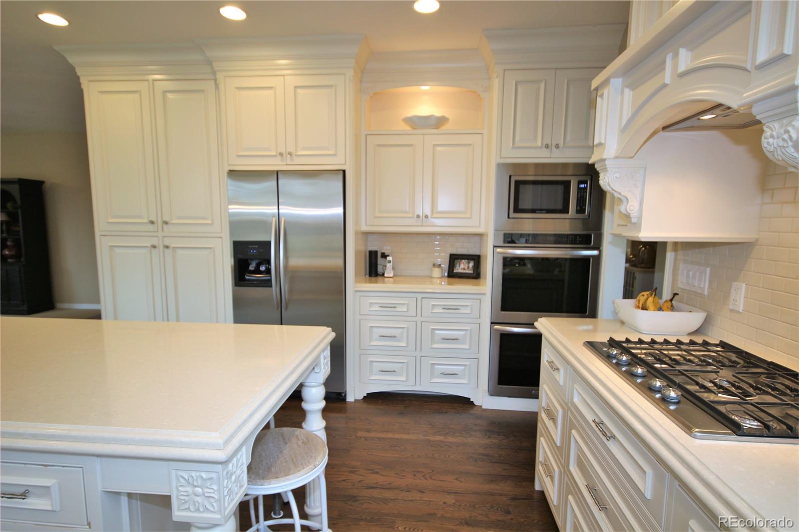 10596 Ridgecrest Circle Highlands Ranch, CO 80129 - Photo 8 of 35 Gallery Image 8