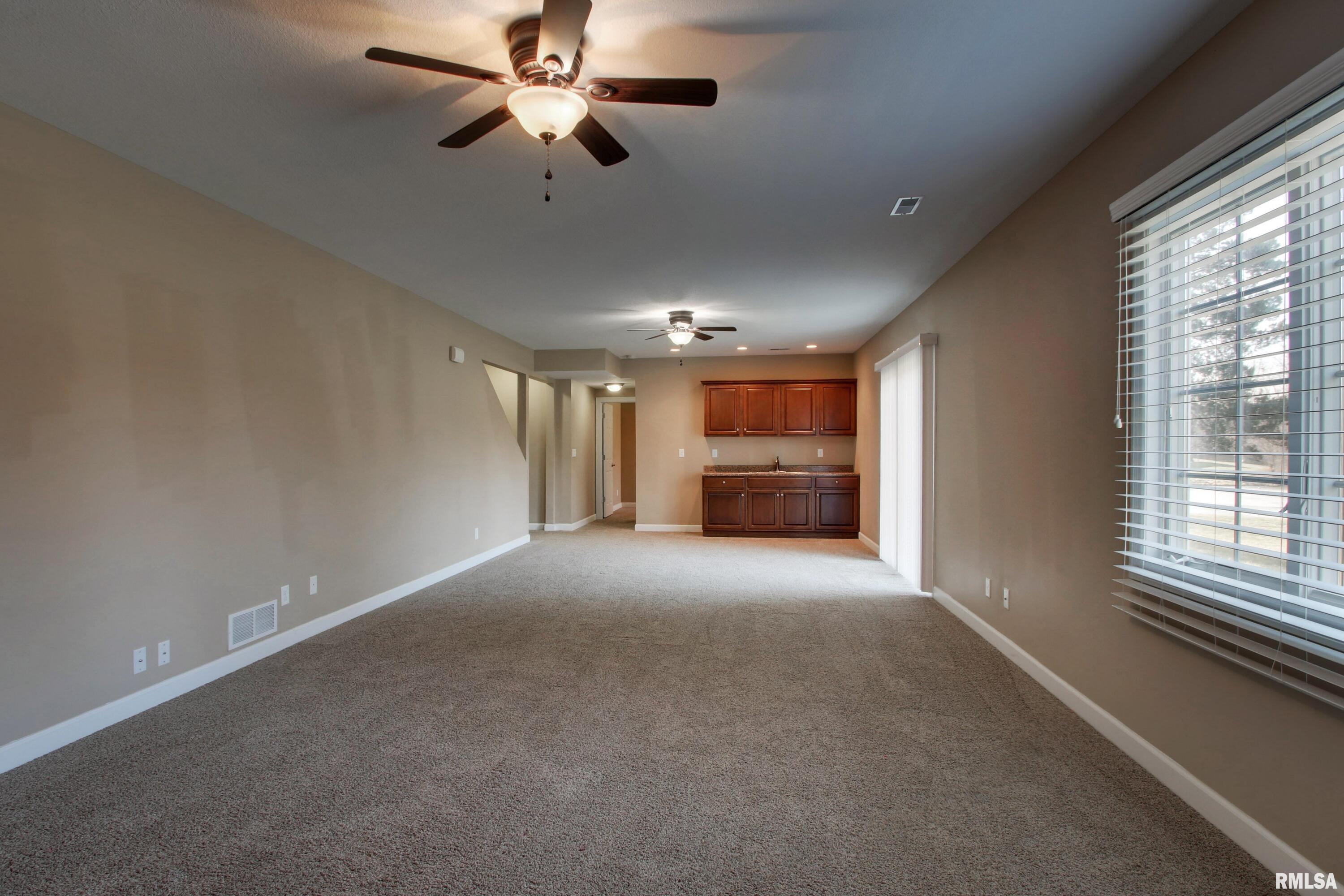 1222 Edinburgh Drive Quincy, IL 62305 - Photo 22 of 25