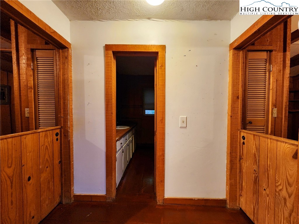502 Lynn Hill Road Boone, NC 28607 - Photo 19 of 25 Gallery Image 19