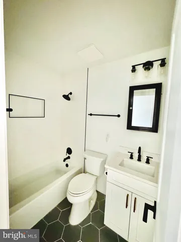 $2,850 | 14332 Belleville Avenue, Woodbridge, VA 22193