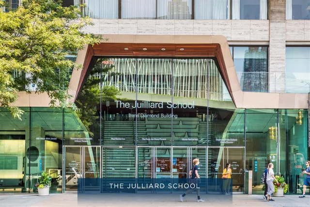 $7,800 | 1 Columbus Place, Unit N42F | Hell's Kitchen