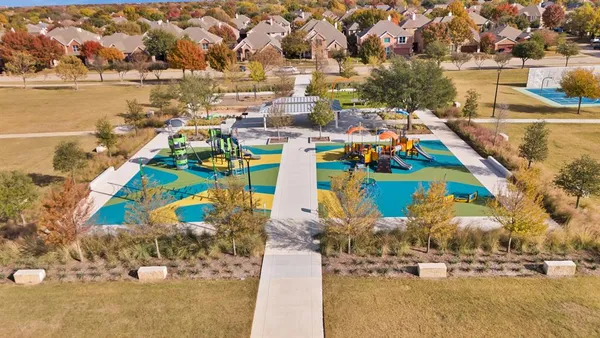 $2,400 | 9938 Wake Bridge Drive, Frisco, TX 75035