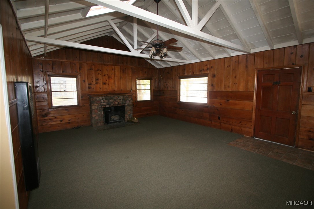 1004 Canyon Road, Unit 2 Fawnskin, CA 92333 - Photo 4 of 15