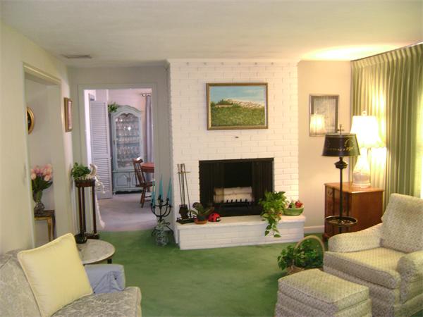 10 Rockridge Road Natick, MA 01760 - Photo 11 of 29 Gallery Image 11