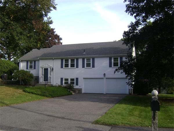 10 Rockridge Road Natick, MA 01760 - Photo 2 of 29 Gallery Image 2