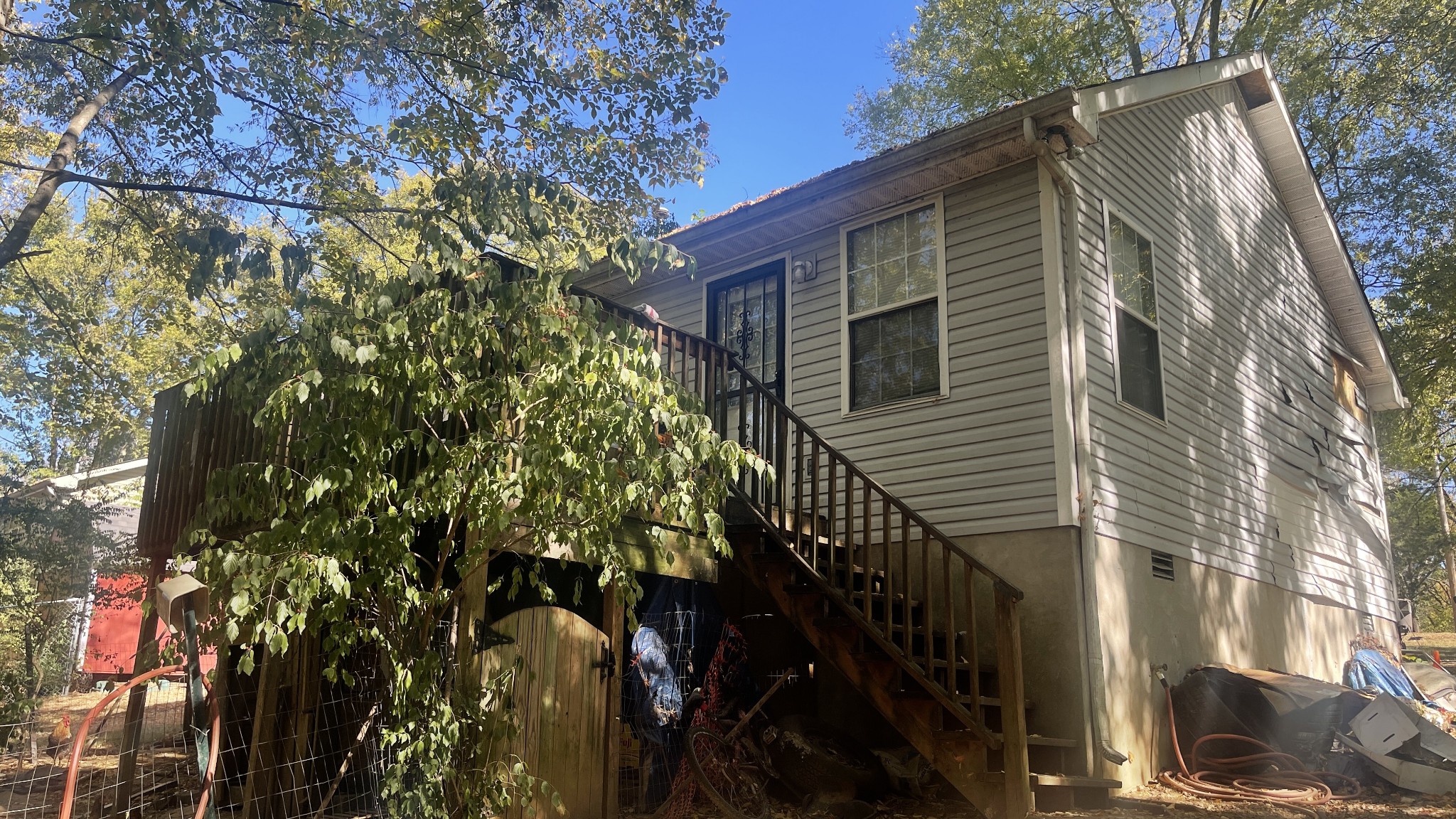 107 Sanitarium Road Madison, TN 37115 - Photo 2 of 23 a view of a house with a tree