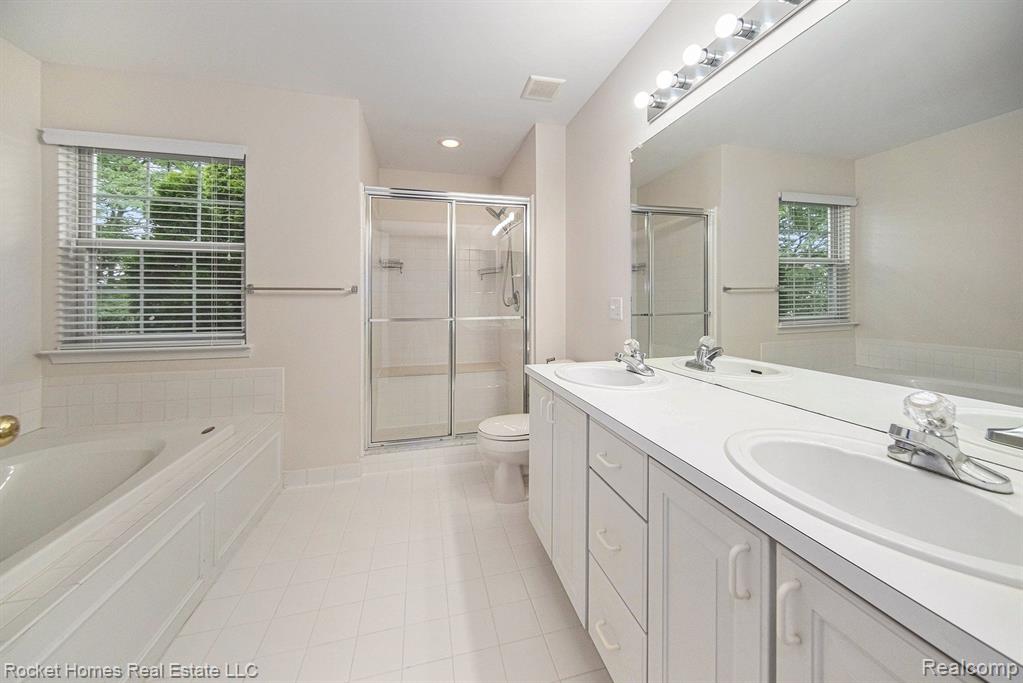 2851 Aspen Ridge Drive Ann Arbor, MI 48103 - Photo 15 of 29