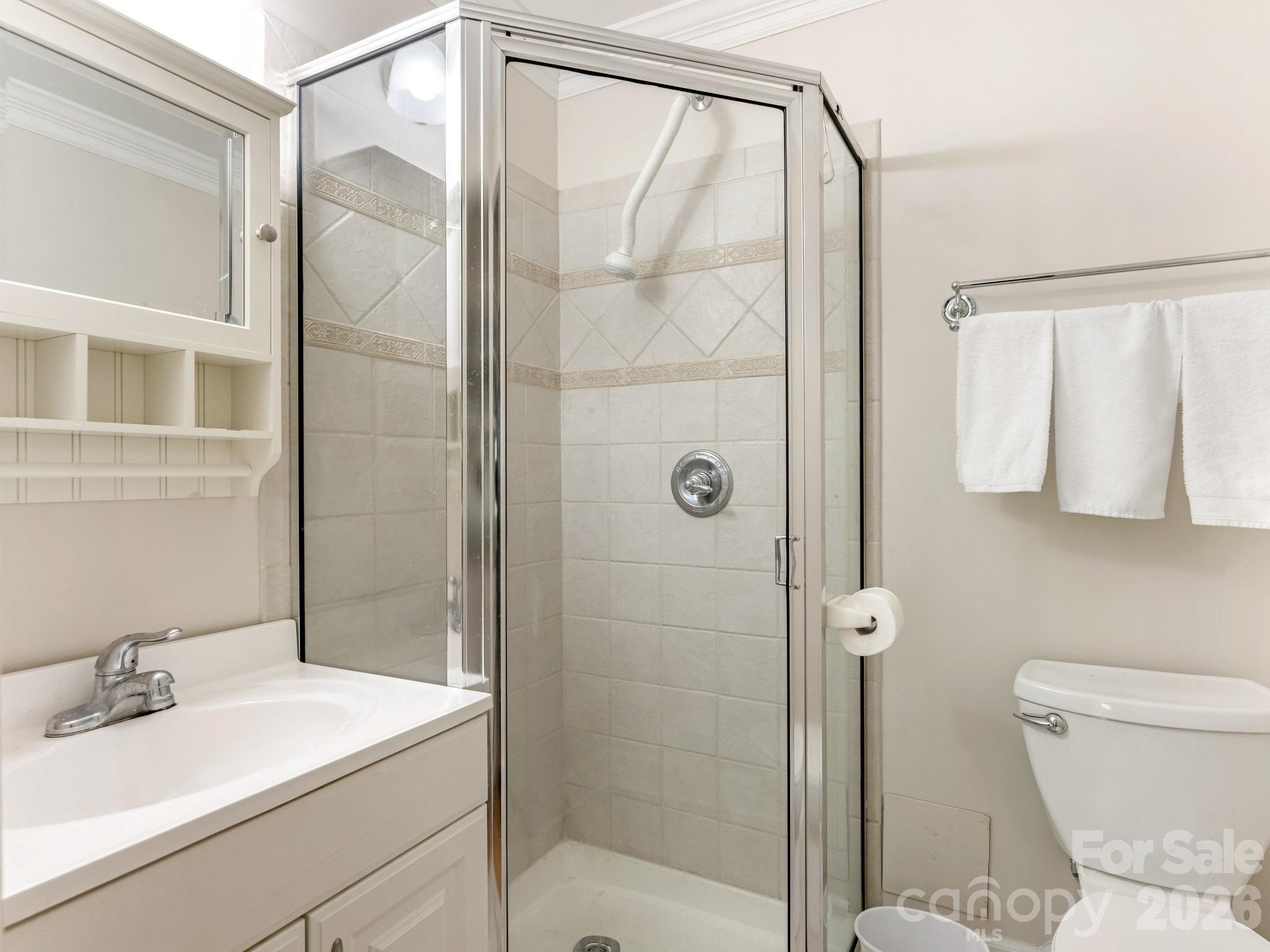 1323 Queens Road, Unit 309 Charlotte, NC 28207 - Photo 16 of 18 Gallery Image 16