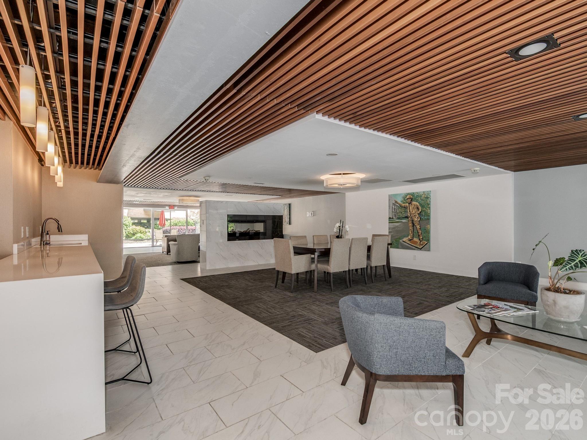 1323 Queens Road, Unit 309 Charlotte, NC 28207 - Photo 2 of 18 Gallery Image 2
