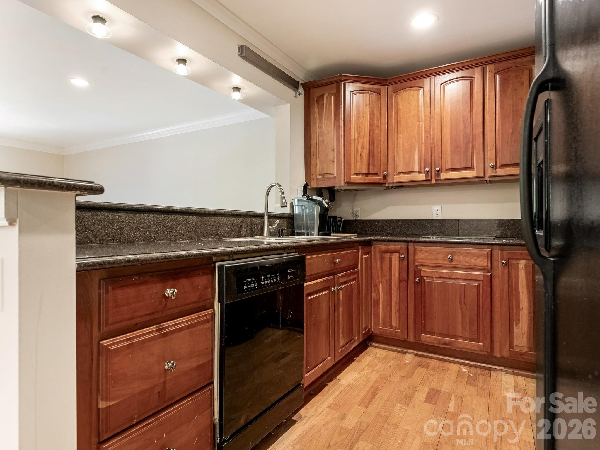 1323 Queens Road, Unit 309 Charlotte, NC 28207 - Photo 6 of 18 Gallery Image 6