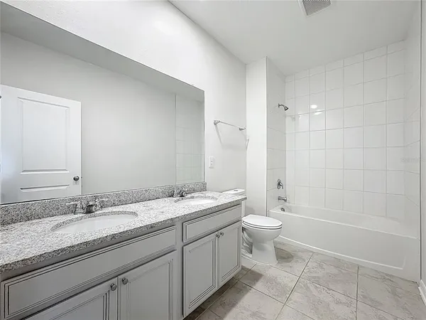 $450,000 | 11828 Cara Field Avenue, Riverview, FL 33579