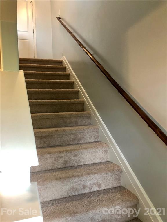112 York Place Linwood, NC 27299 - Photo 9 of 25 a view of entryway